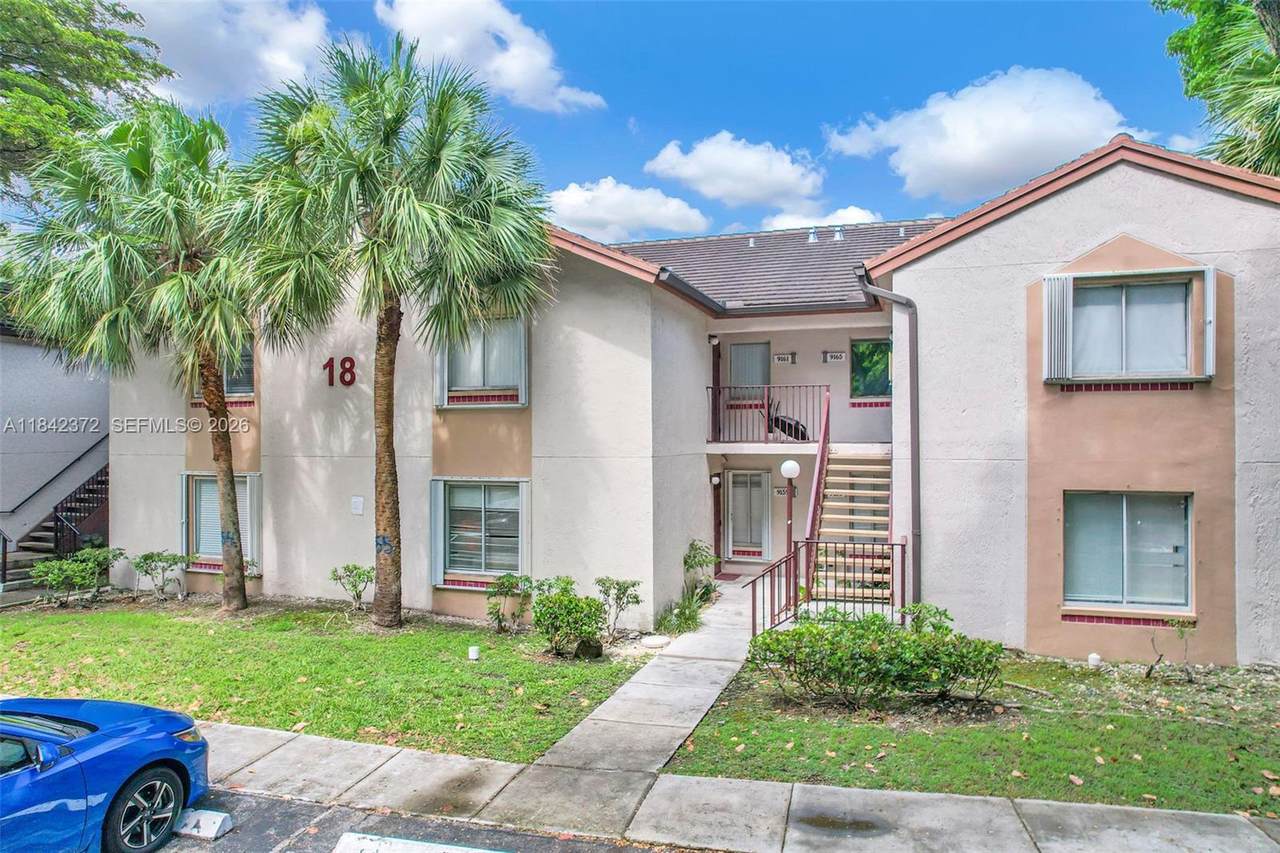 9159 141st Pl - Photo 1