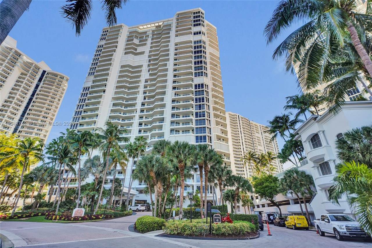 https://bt-photos.global.ssl.fastly.net/miami/1280_boomver_2_A11843762-2.jpg