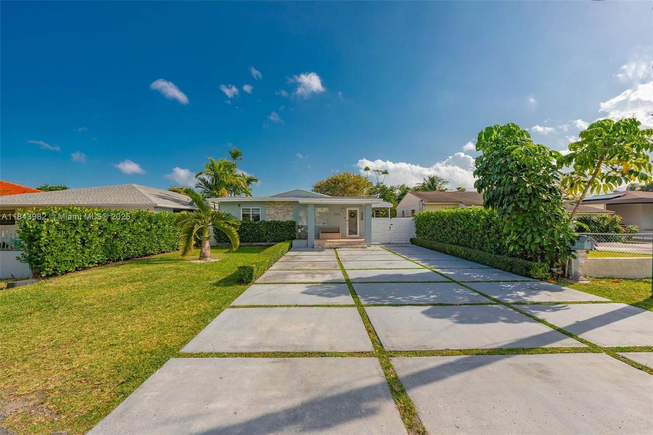 https://bt-photos.global.ssl.fastly.net/miami/1280_boomver_2_A11843982-2.jpg