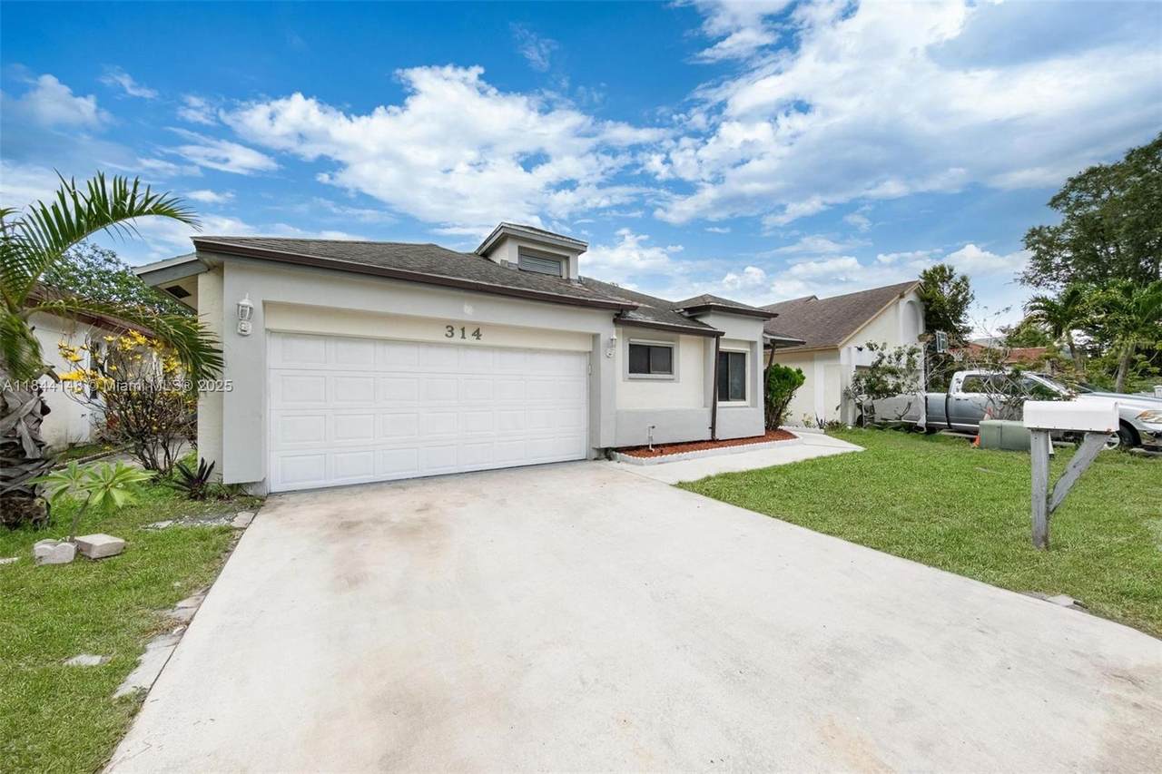 314 Bishop Rd - Photo 1