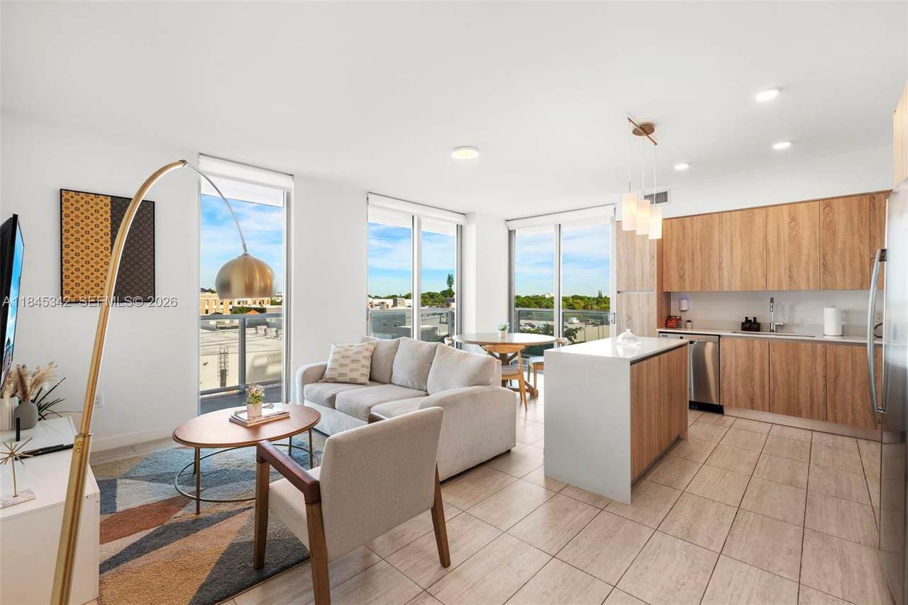 3900 Biscayne Blvd - Photo 1