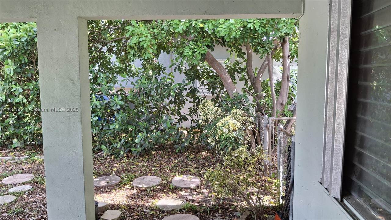https://bt-photos.global.ssl.fastly.net/miami/1280_boomver_2_A11845841-2.jpg