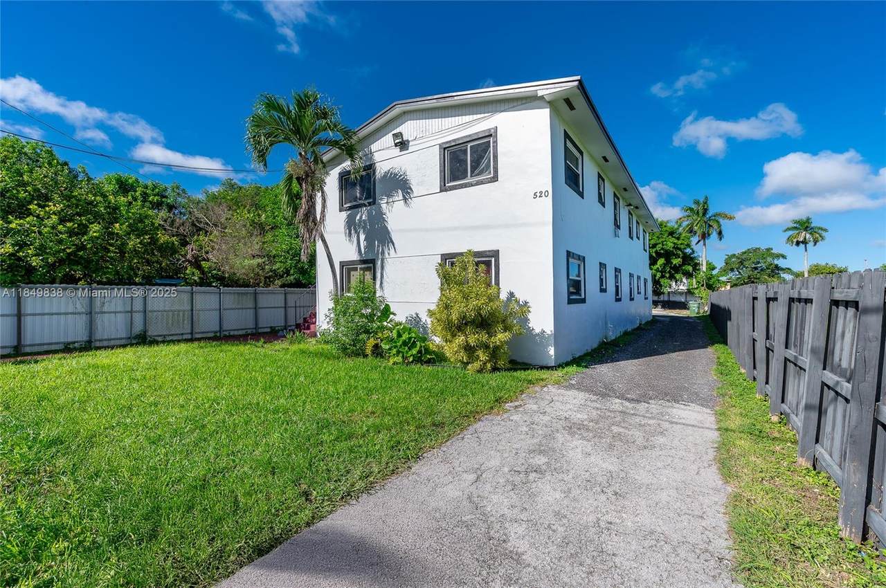 https://bt-photos.global.ssl.fastly.net/miami/1280_boomver_2_A11849838-2.jpg