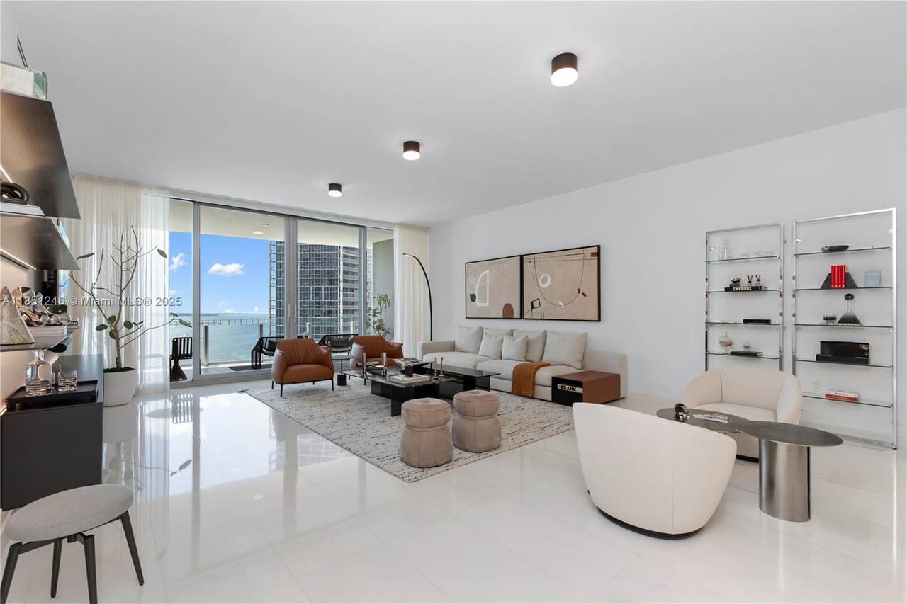 300 Biscayne Boulevard Way - Photo 1