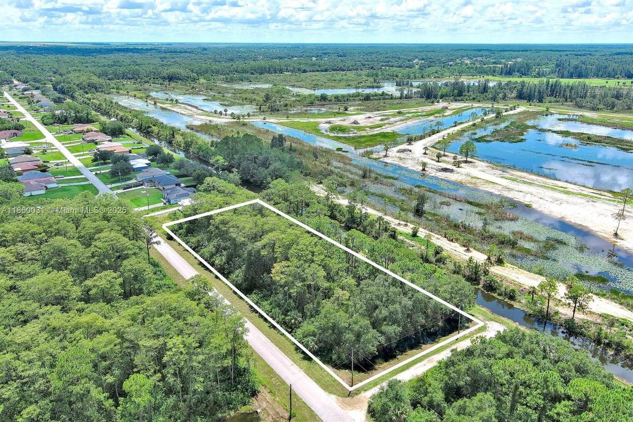 167 Ocean Park Dr - Photo 1