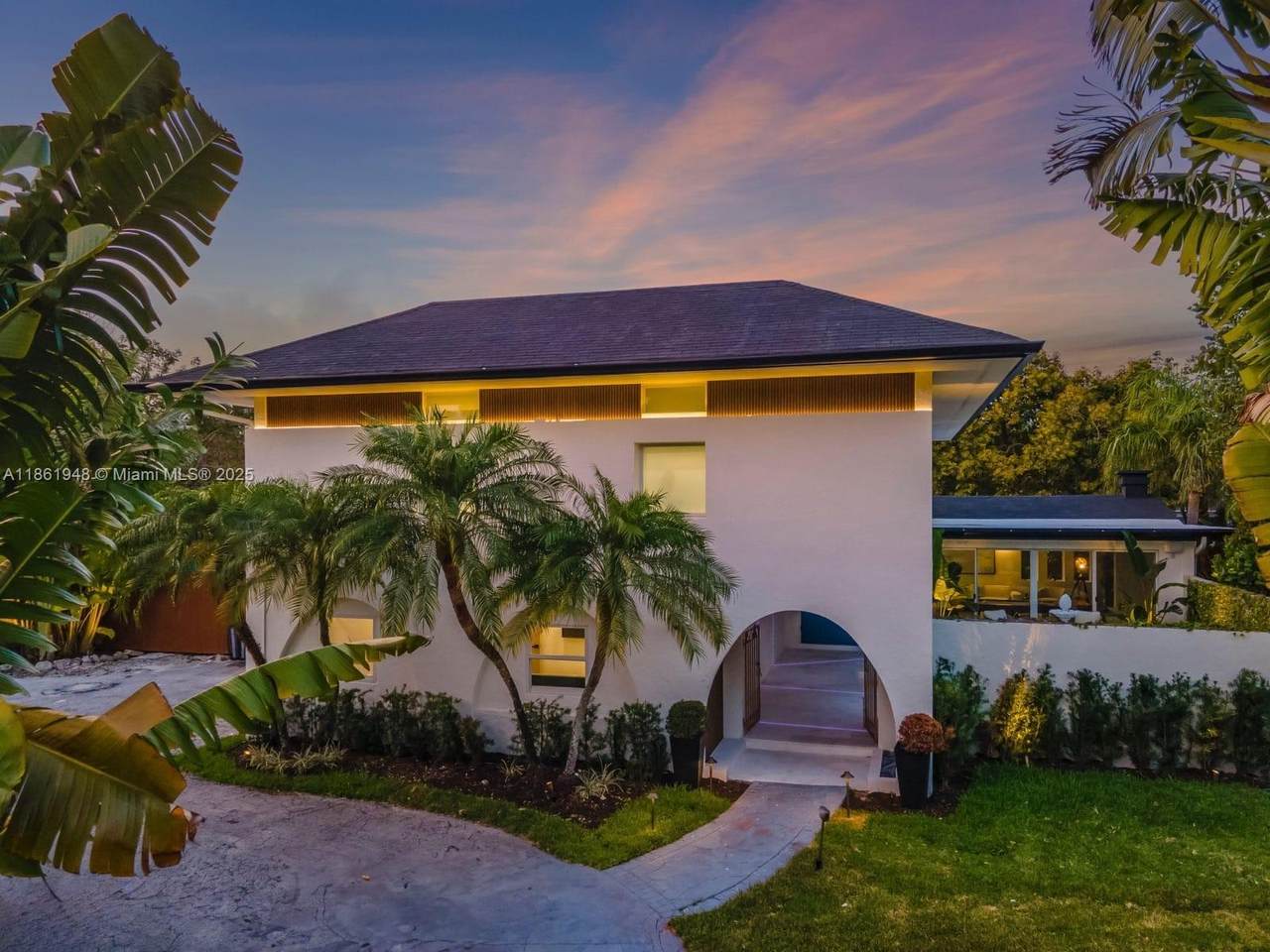 18490 83rd Pl - Photo 1