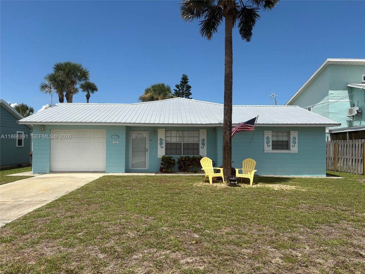 333 Palm Cir - Photo 1