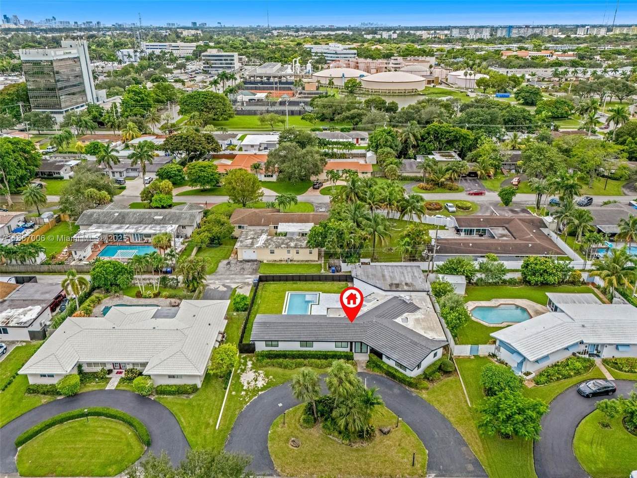 3444 Buchanan St - Photo 1