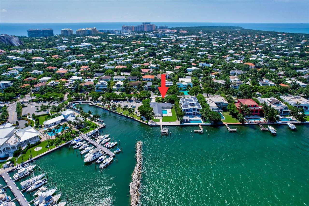 https://bt-photos.global.ssl.fastly.net/miami/1280_boomver_2_A11869417-2.jpg
