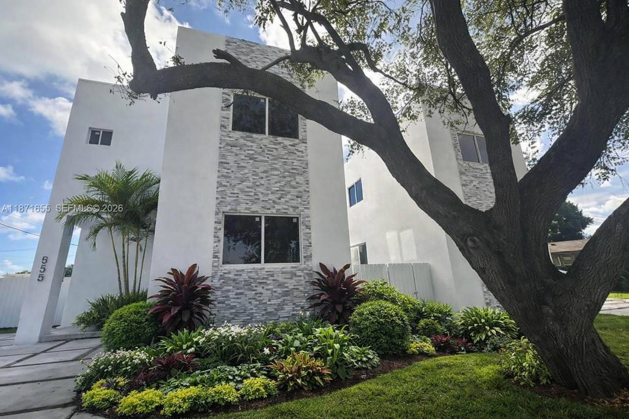538 17th Ave - Photo 1