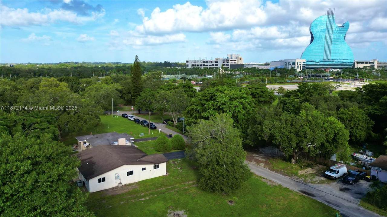 4460 59th Ct - Photo 1