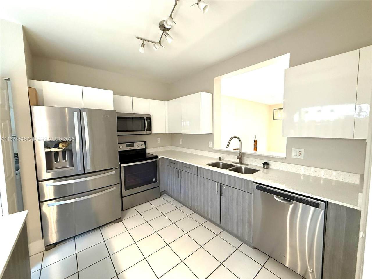 16120 Emerald Cove Rd - Photo 1