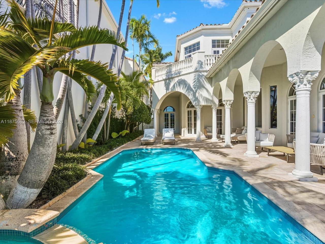 https://bt-photos.global.ssl.fastly.net/miami/1280_boomver_2_A11875082-2.jpg