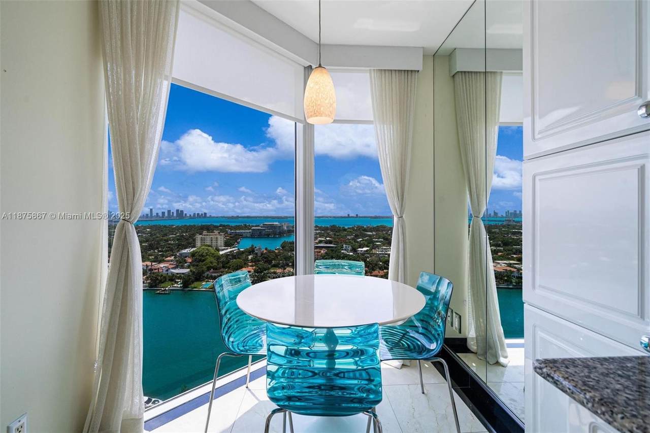 https://bt-photos.global.ssl.fastly.net/miami/1280_boomver_2_A11875867-2.jpg
