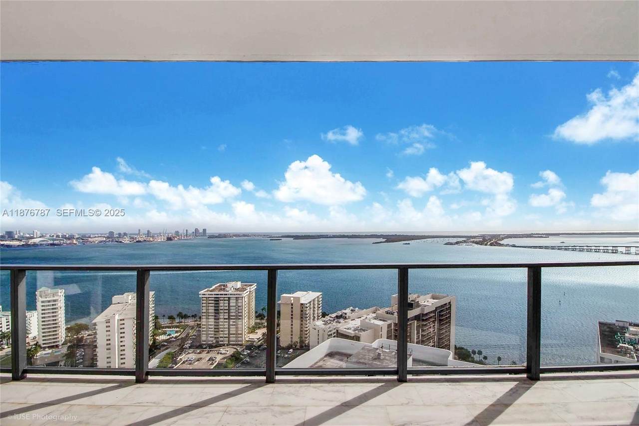 1451 Brickell Ave - Photo 1