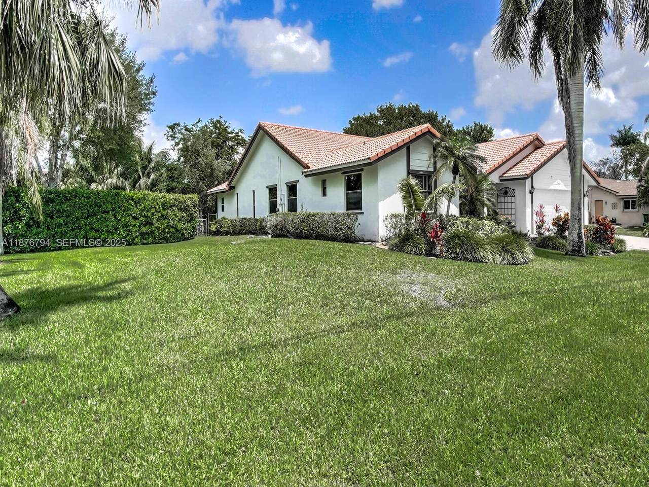 https://bt-photos.global.ssl.fastly.net/miami/1280_boomver_2_A11876794-2.jpg