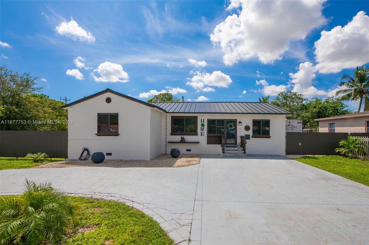 1240 Peri St - Photo 1