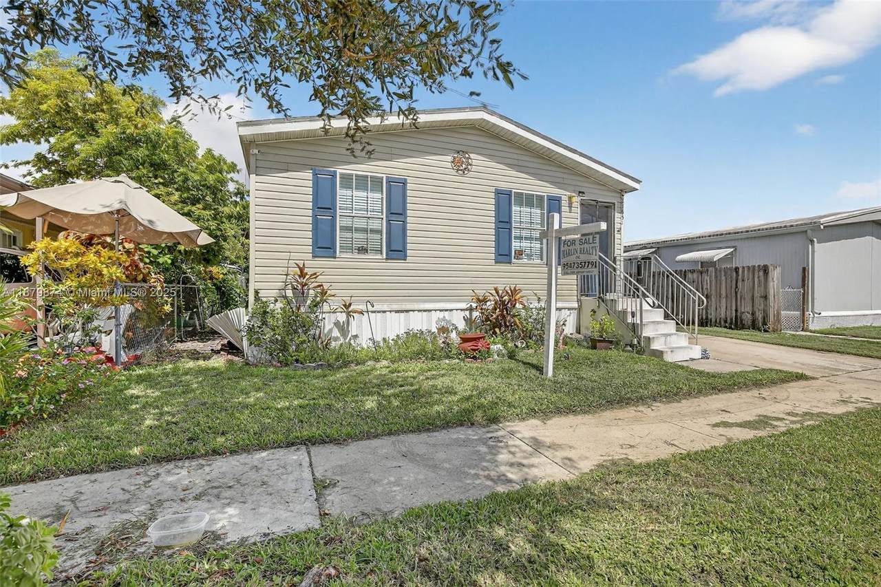 21651 3rd St - Photo 1