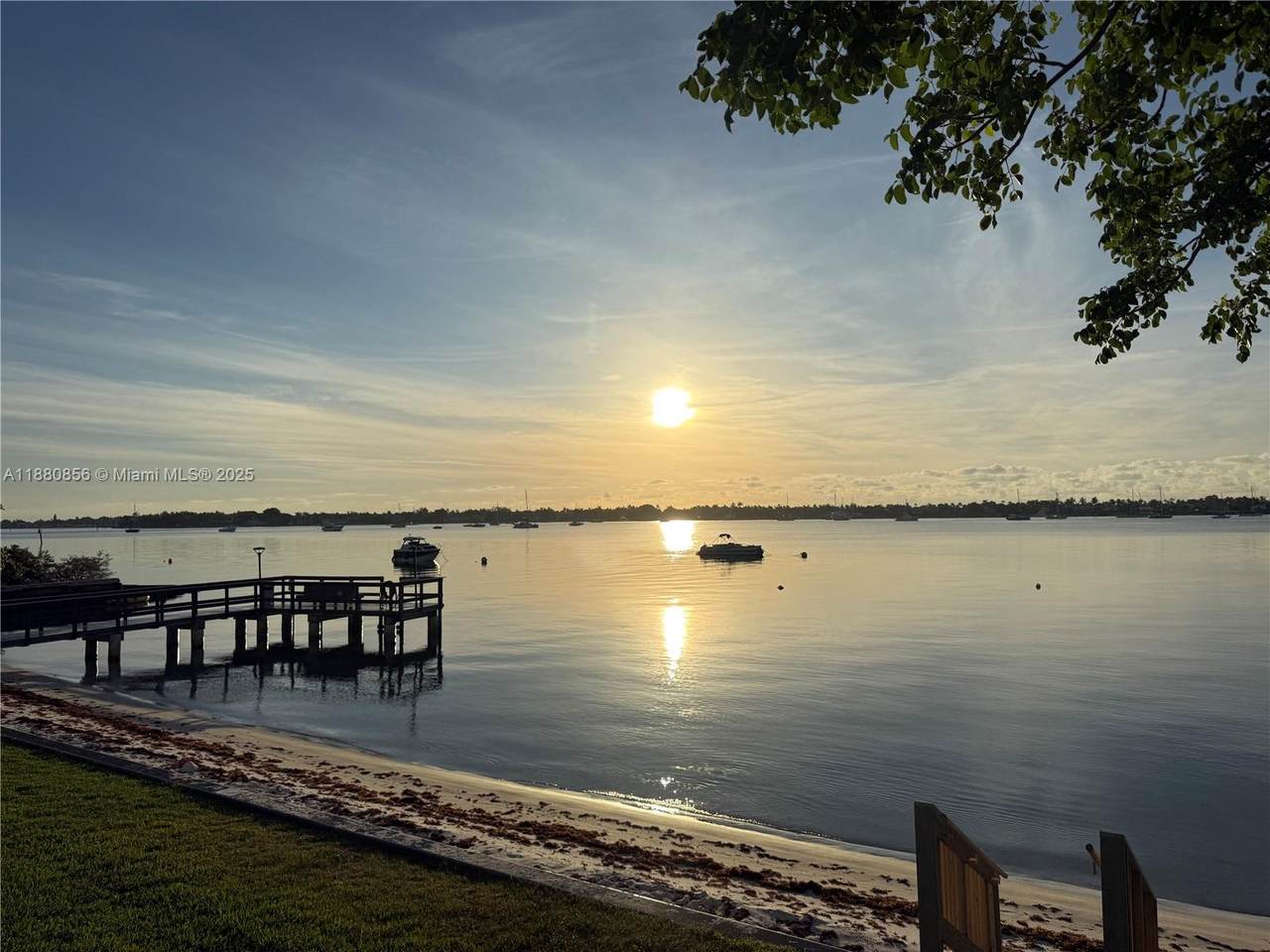 5600 Flagler Dr - Photo 1