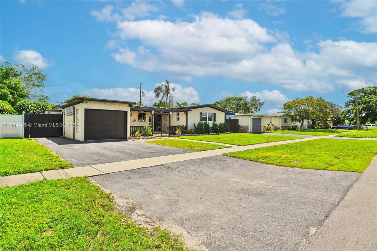 https://bt-photos.global.ssl.fastly.net/miami/1280_boomver_2_A11884445-2.jpg