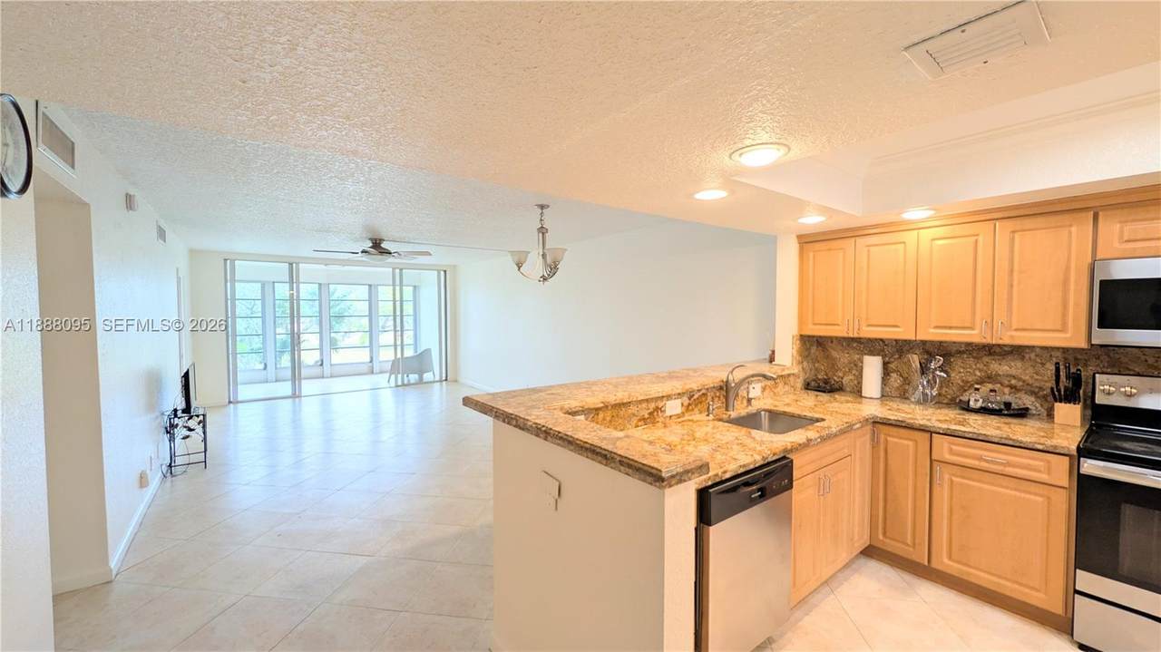https://bt-photos.global.ssl.fastly.net/miami/1280_boomver_2_A11888095-2.jpg