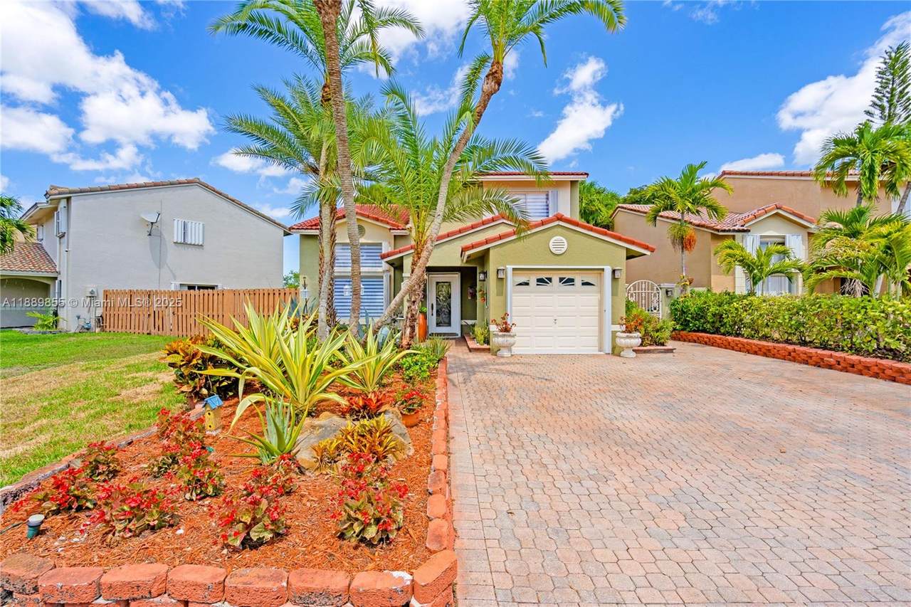 https://bt-photos.global.ssl.fastly.net/miami/1280_boomver_2_A11889855-2.jpg