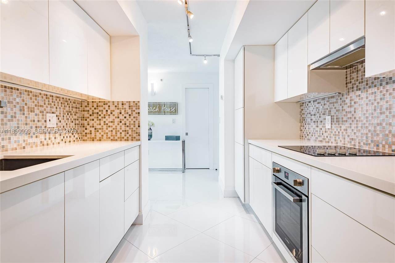 6917 Collins Ave - Photo 1