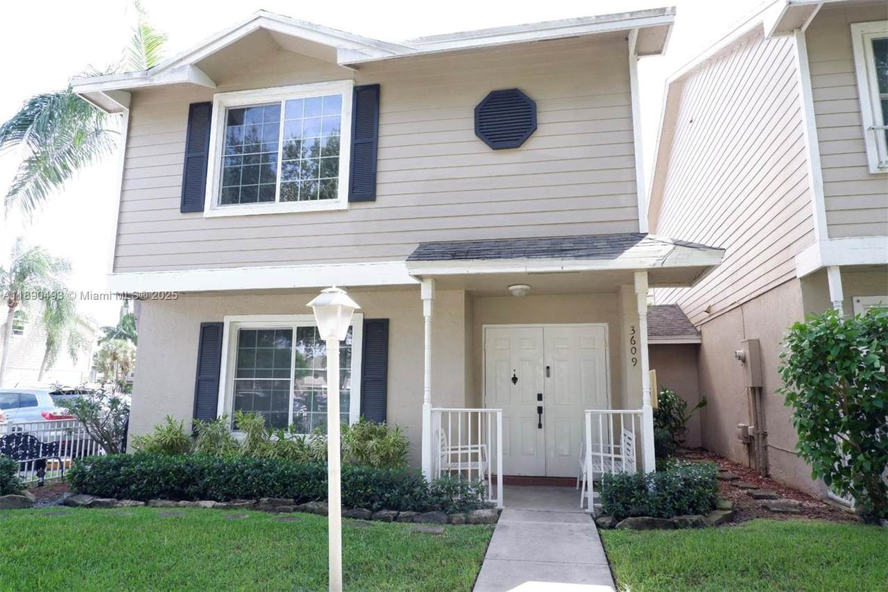 3609 122nd Ter - Photo 1