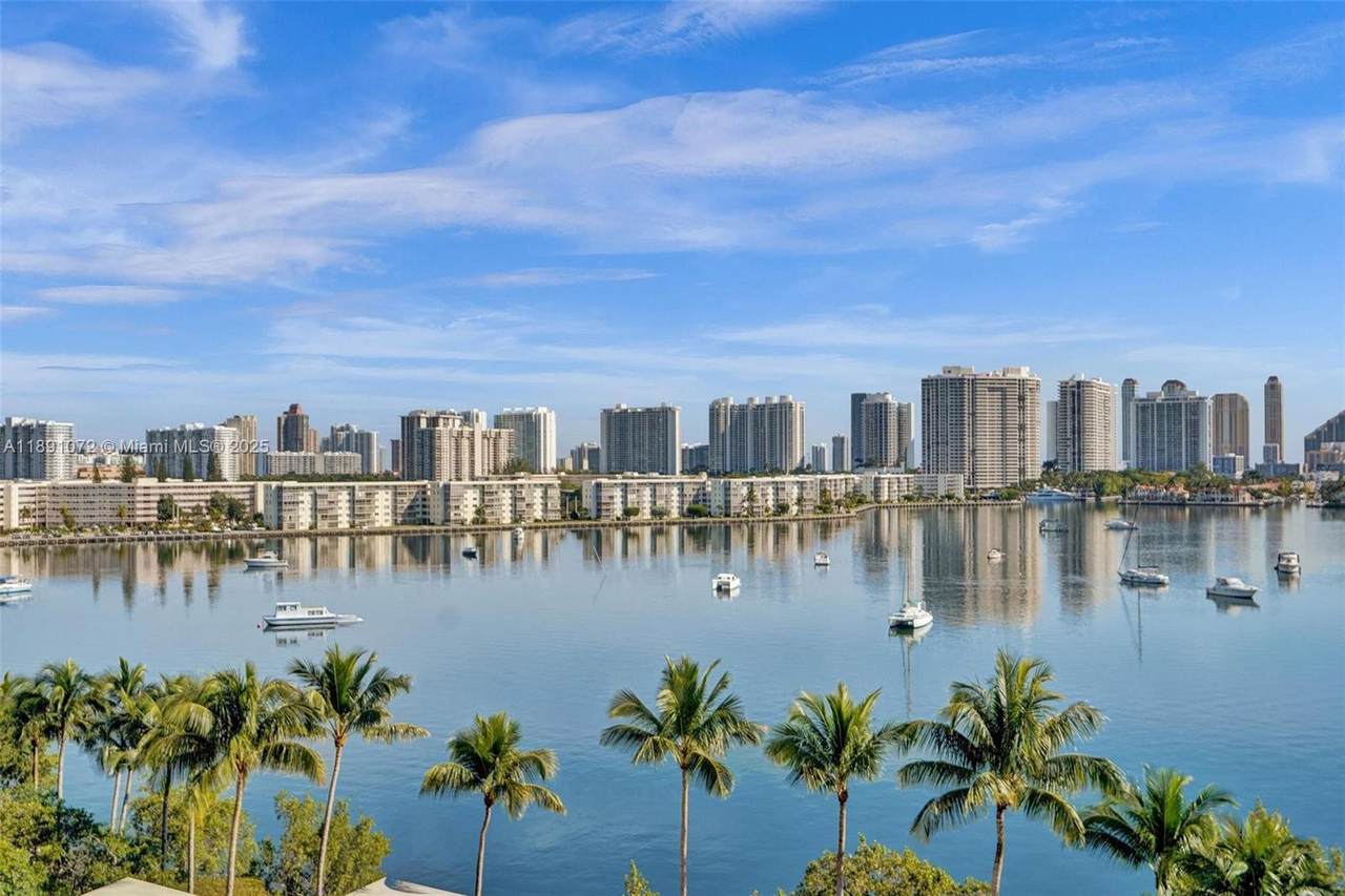 17301 Biscayne Blvd - Photo 1