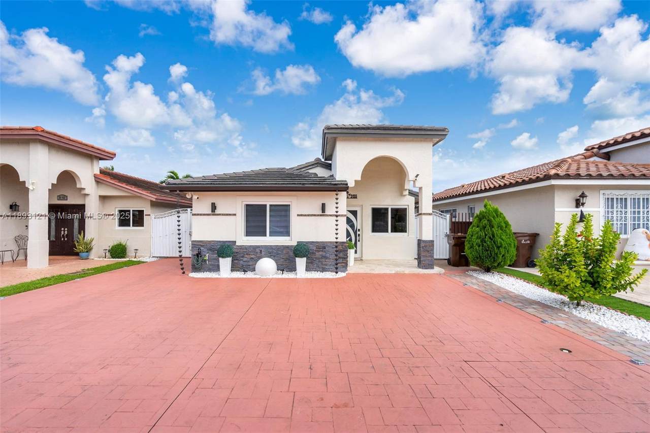 3155 68th Pl - Photo 1