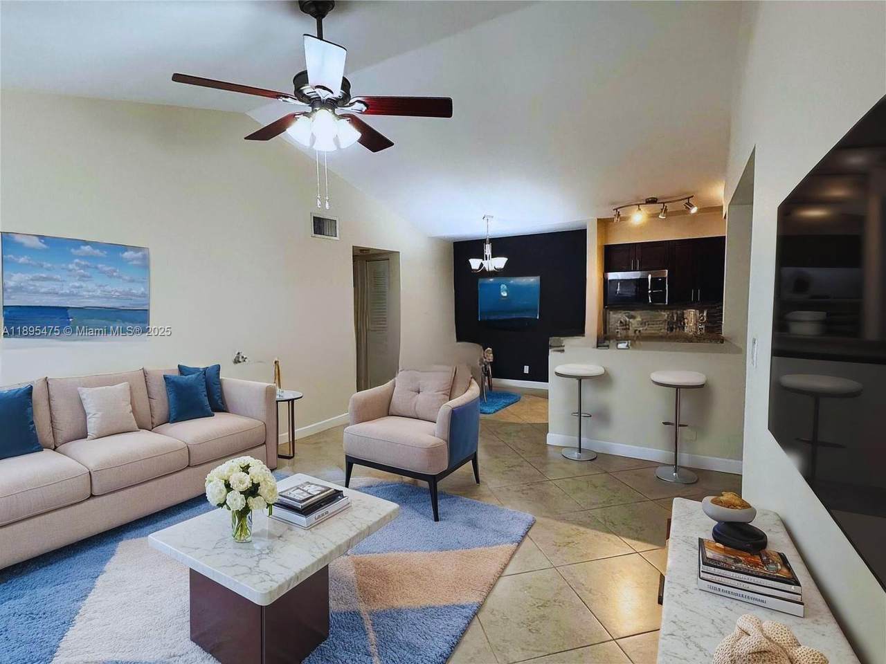 2926 University Dr - Photo 1