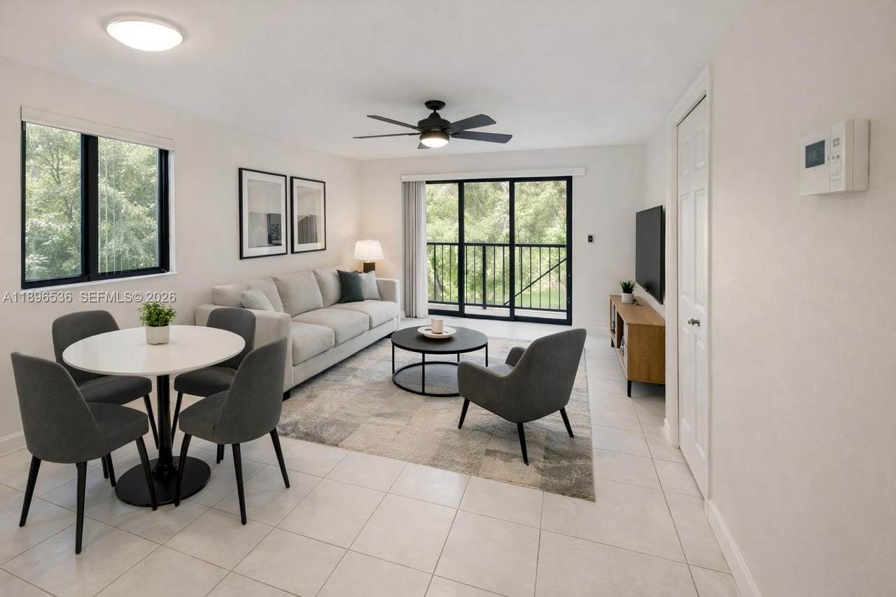 16168 Laurel Dr - Photo 1