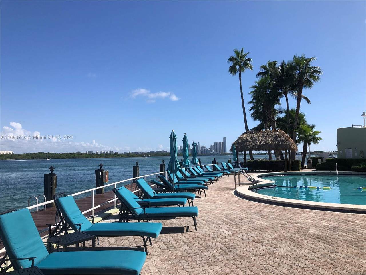 10350 Bay Harbor Dr - Photo 1