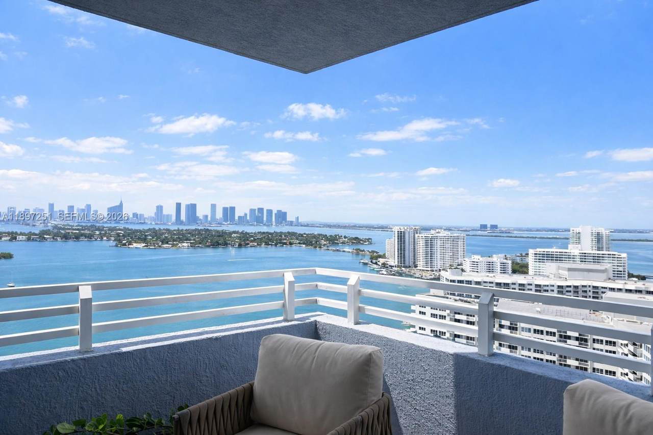 https://bt-photos.global.ssl.fastly.net/miami/1280_boomver_2_A11897251-2.jpg