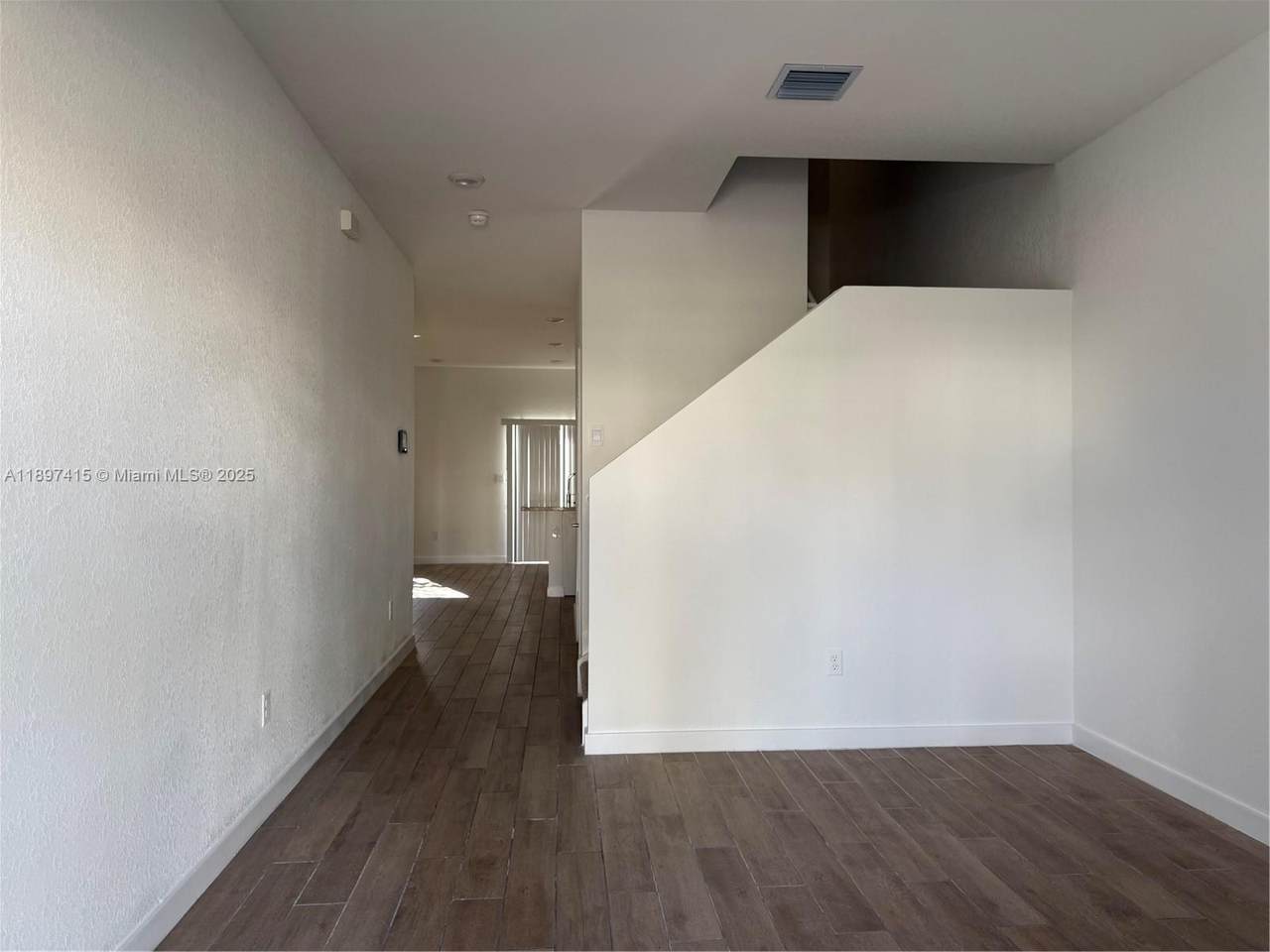 https://bt-photos.global.ssl.fastly.net/miami/1280_boomver_2_A11897415-2.jpg