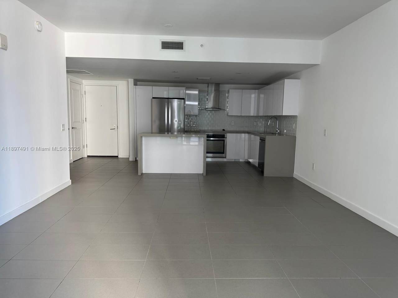 1600 1st Ave - Photo 1