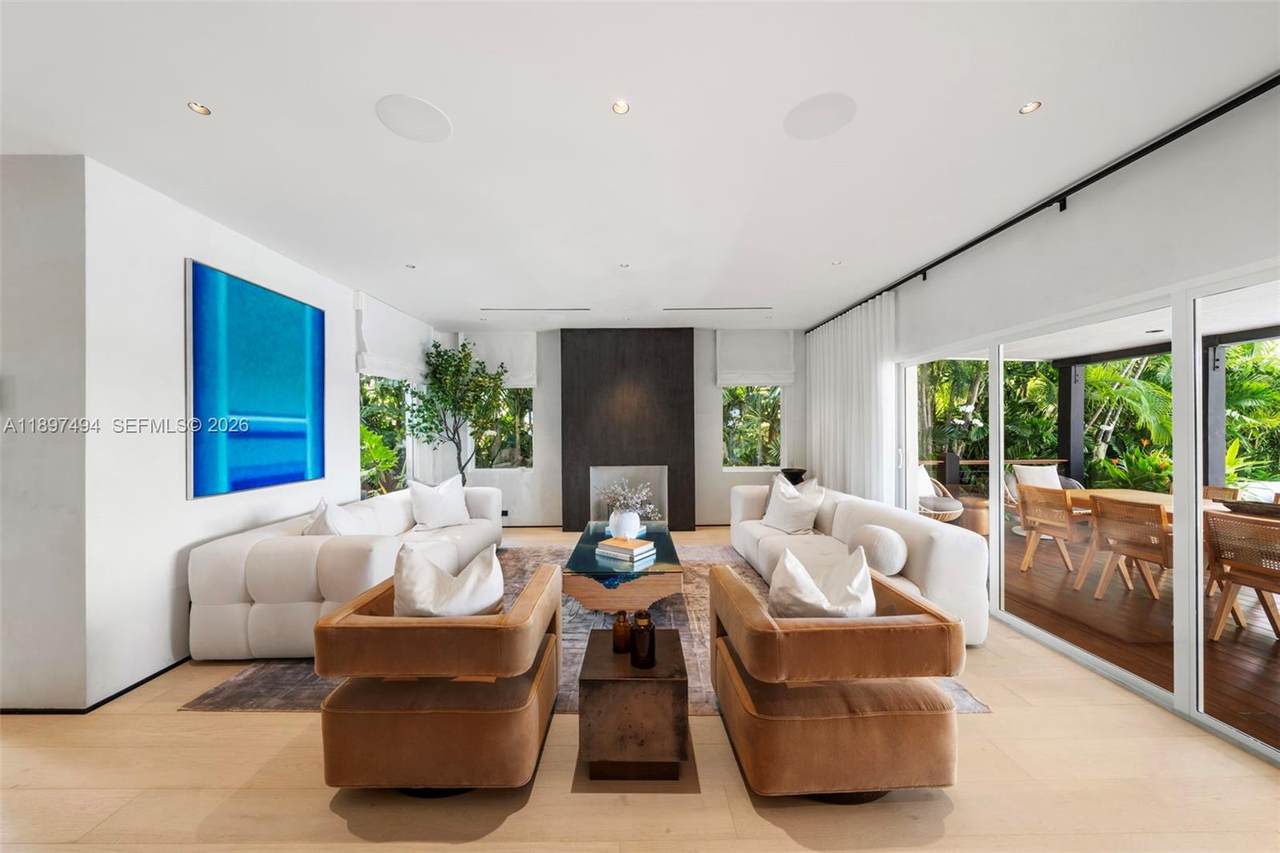 https://bt-photos.global.ssl.fastly.net/miami/1280_boomver_2_A11897494-2.jpg