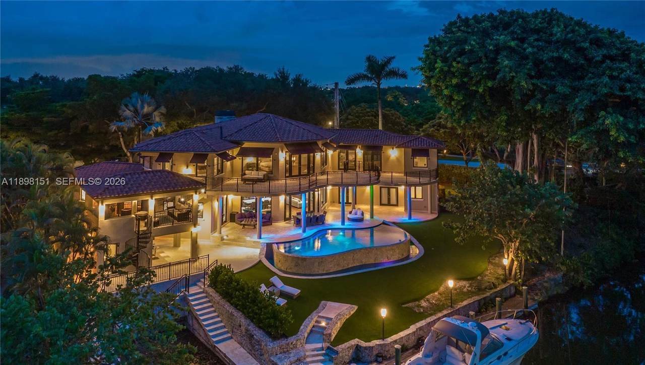https://bt-photos.global.ssl.fastly.net/miami/1280_boomver_2_A11898151-2.jpg