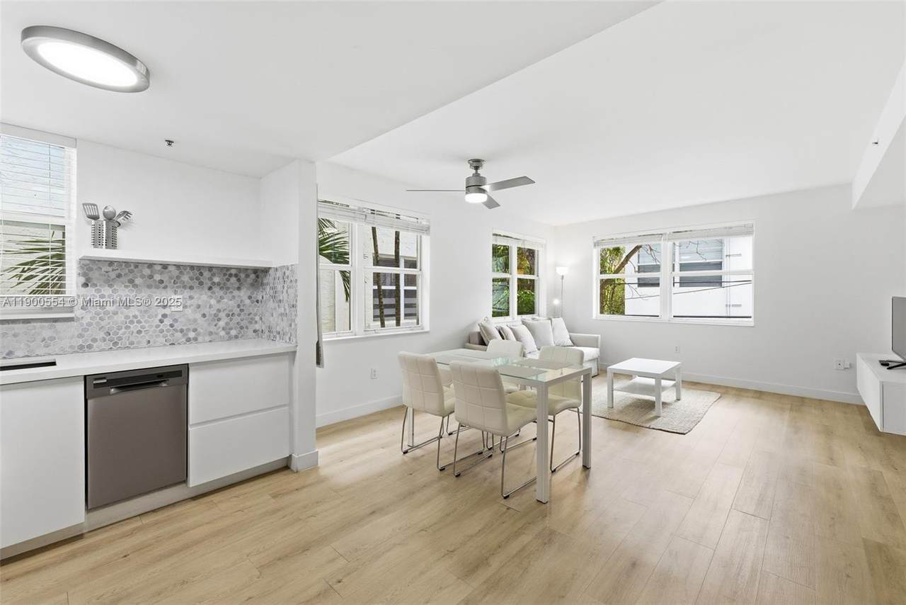 1550 Drexel Ave - Photo 1