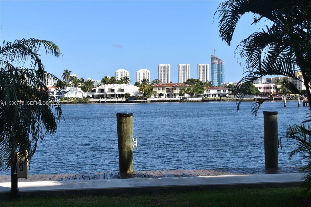 https://bt-photos.global.ssl.fastly.net/miami/1280_boomver_2_A11900775-2.jpg