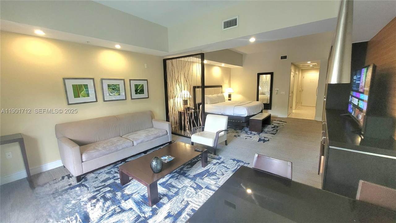 https://bt-photos.global.ssl.fastly.net/miami/1280_boomver_2_A11901712-2.jpg