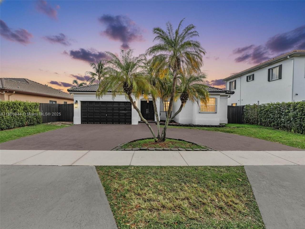 16691 89th Pl - Photo 1