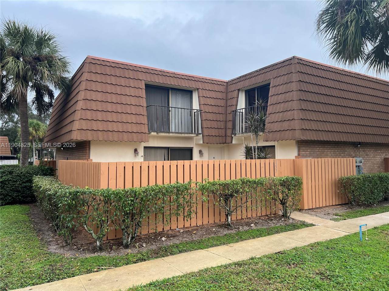 157 Heritage Way - Photo 1