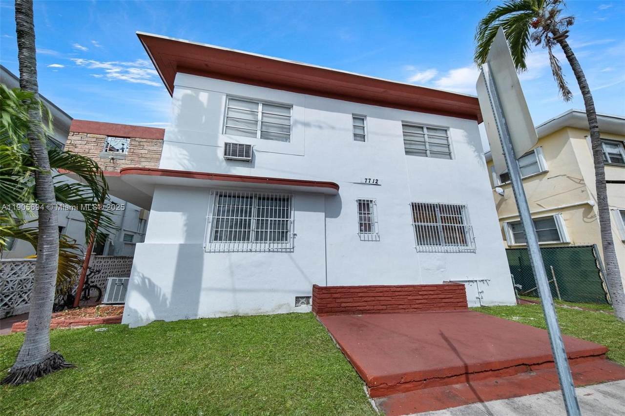 7712 Byron Ave - Photo 1