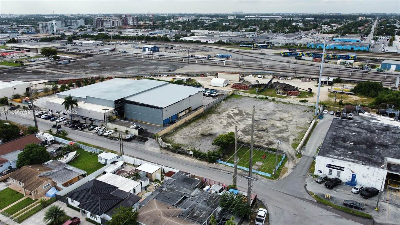 https://bt-photos.global.ssl.fastly.net/miami/1280_boomver_2_A11905783-2.jpg
