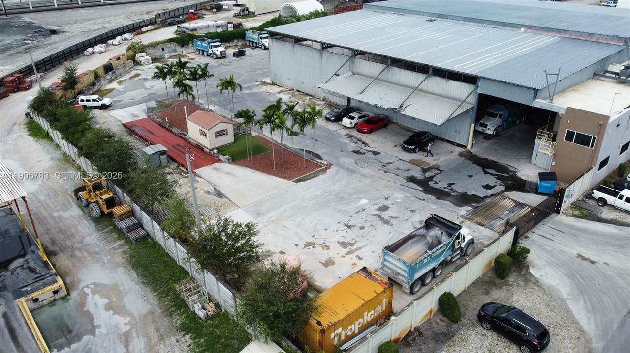 https://bt-photos.global.ssl.fastly.net/miami/1280_boomver_2_A11905783-2.jpg