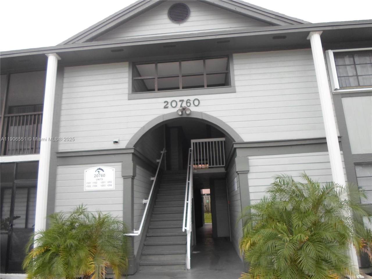 20760 4th Ct - Photo 1