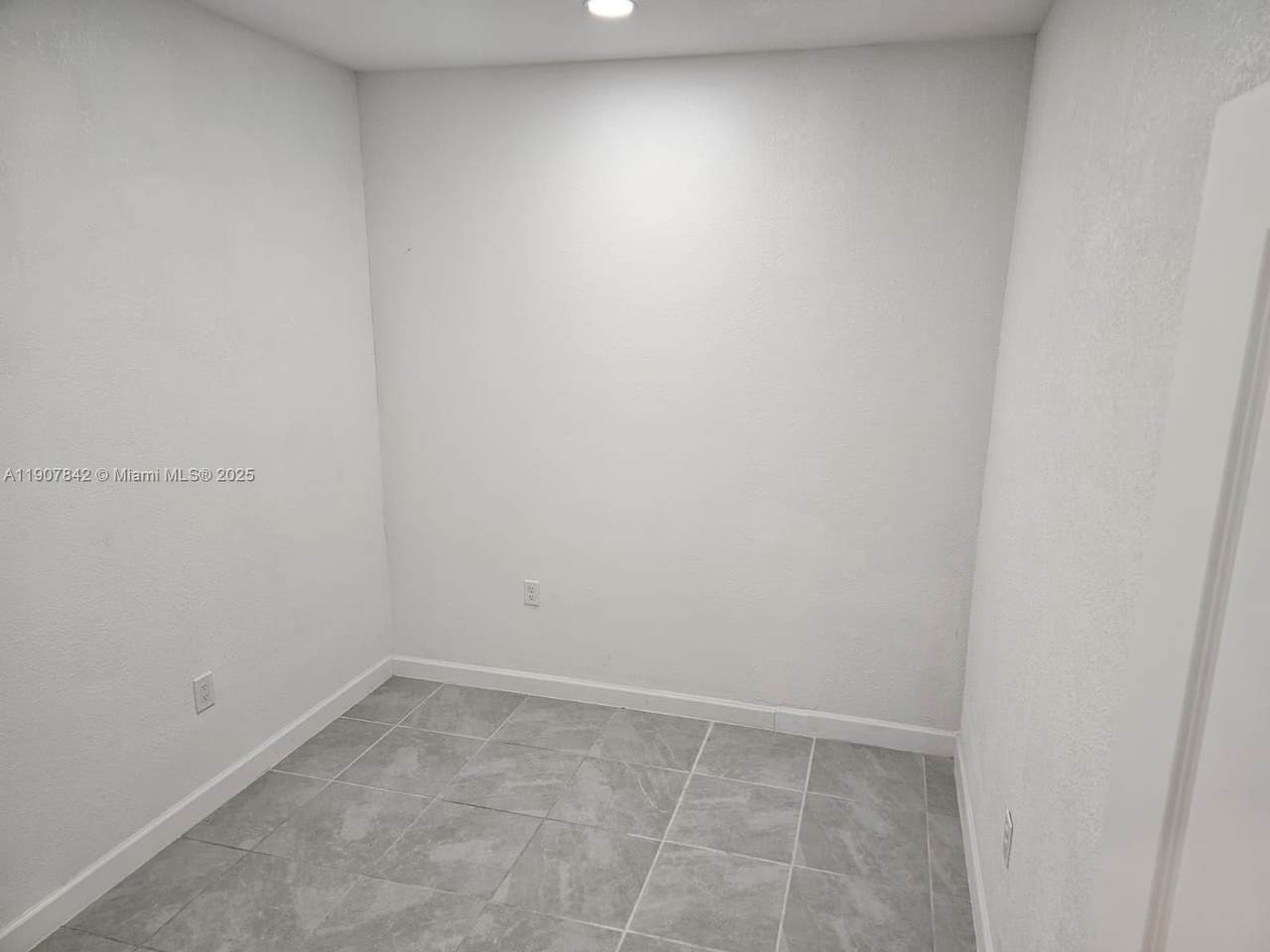 28850 163rd Ave - Photo 1