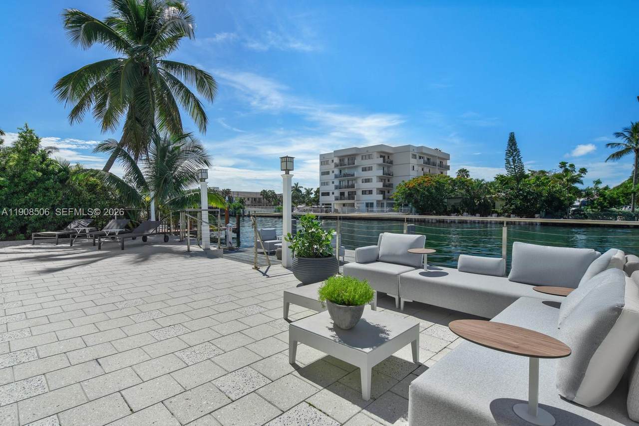 https://bt-photos.global.ssl.fastly.net/miami/1280_boomver_2_A11908506-2.jpg