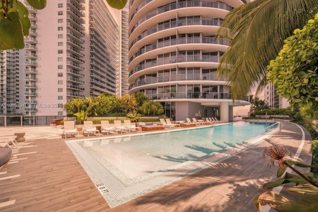 https://bt-photos.global.ssl.fastly.net/miami/1280_boomver_2_A11909191-2.jpg